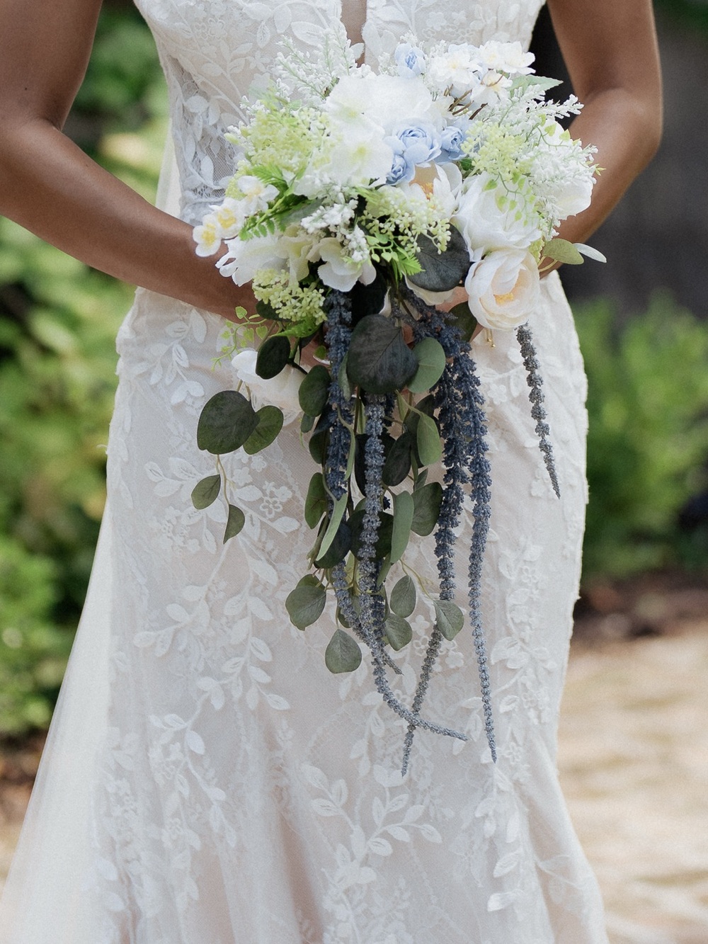 Flower/ Floral/ Bridal Bouquet/ Arrangement
